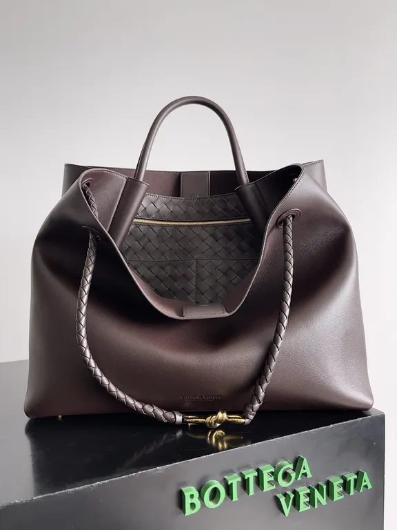 Bottega Veneta Bag 